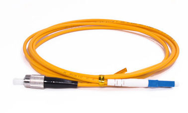 FTTH Kabel Patch Serat Optik Mode Tunggal 100% Diuji Pada Kinerja Optik